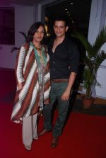 Shabana Azmi, Sharman Joshi at Prem Chopra_s bash for the success of Sharman Joshi_s film Ferrari Ki Sawaari on 20th June  2012 (5).JPG